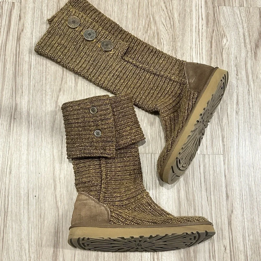 UGG Australia Classic Cardy Knit Tall Boots‎ Women 11 Button Slouchy Winter Cozy